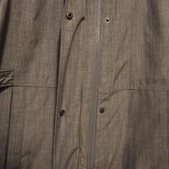 Rain Coat - Nwot - Picture 4 of 9
